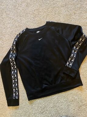 Nike Black Crew Sweatshirt with White Swoosh and Contrast Sleeve Trim
